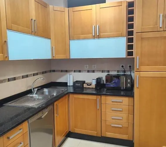 Rua Da Senhora Da Gloria 142 1º Lisboa